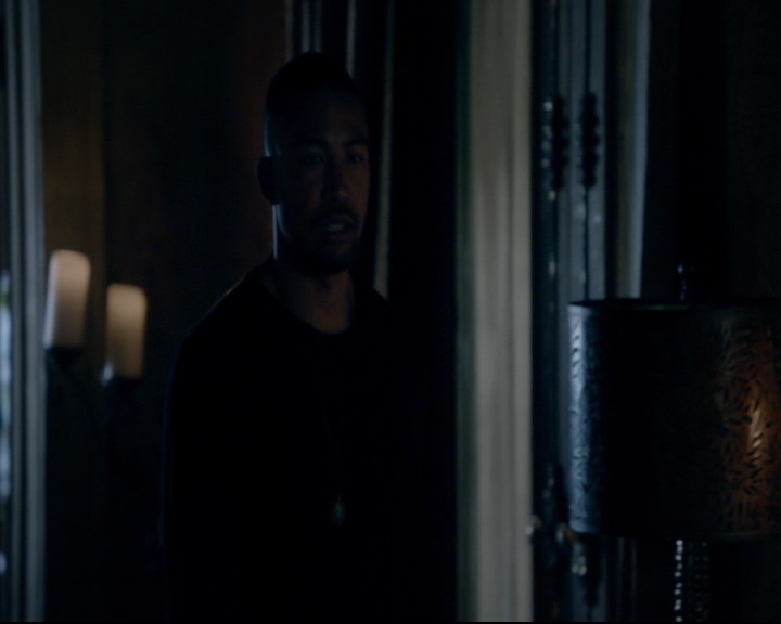 vampirediariesworld-dot-nl_TheOriginals5x08TheKindnessOfStrangers01211.jpg