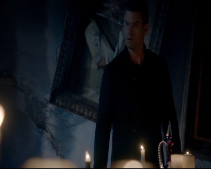 vampirediariesworld-dot-nl_TheOriginals5x08TheKindnessOfStrangers01300.jpg