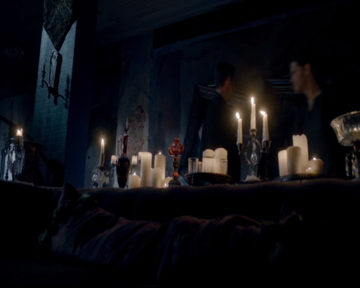 vampirediariesworld-dot-nl_TheOriginals5x08TheKindnessOfStrangers01305.jpg