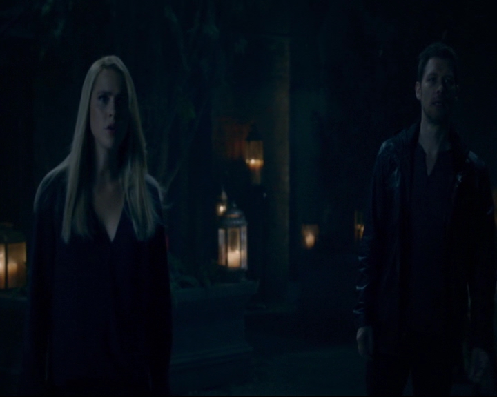 vampirediariesworld-dot-nl_TheOriginals5x08TheKindnessOfStrangers01334.jpg