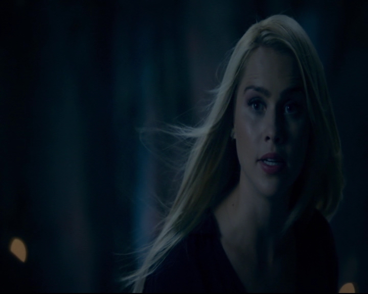 vampirediariesworld-dot-nl_TheOriginals5x08TheKindnessOfStrangers01348.jpg