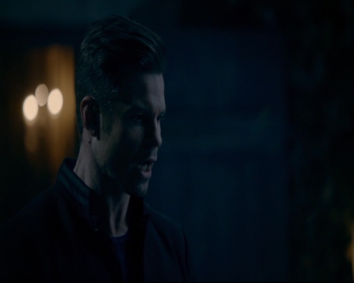 vampirediariesworld-dot-nl_TheOriginals5x08TheKindnessOfStrangers01361.jpg