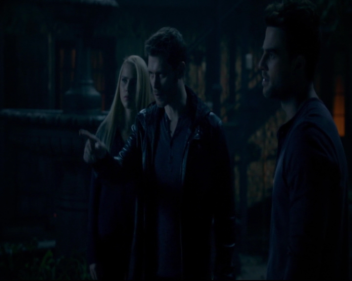 vampirediariesworld-dot-nl_TheOriginals5x08TheKindnessOfStrangers01384.jpg