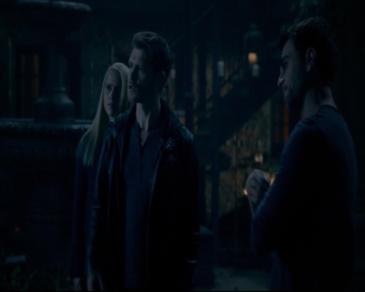 vampirediariesworld-dot-nl_TheOriginals5x08TheKindnessOfStrangers01397.jpg