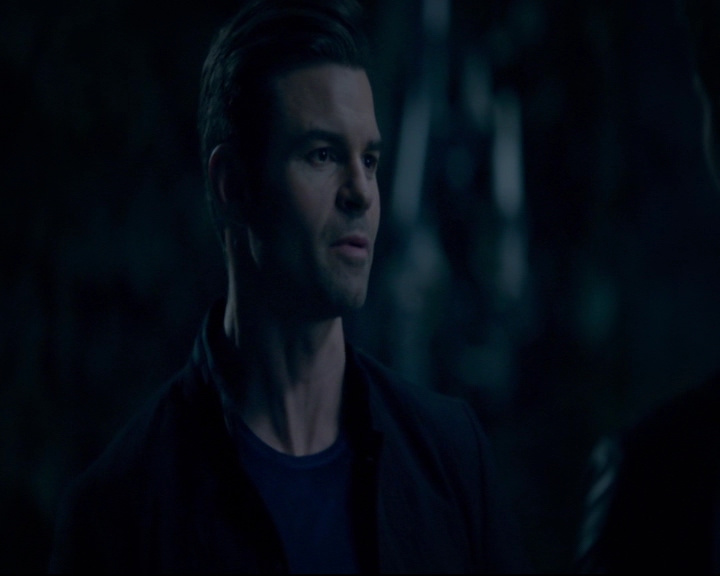 vampirediariesworld-dot-nl_TheOriginals5x08TheKindnessOfStrangers01428.jpg