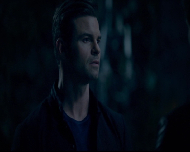 vampirediariesworld-dot-nl_TheOriginals5x08TheKindnessOfStrangers01429.jpg