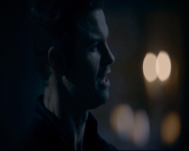 vampirediariesworld-dot-nl_TheOriginals5x08TheKindnessOfStrangers01436.jpg