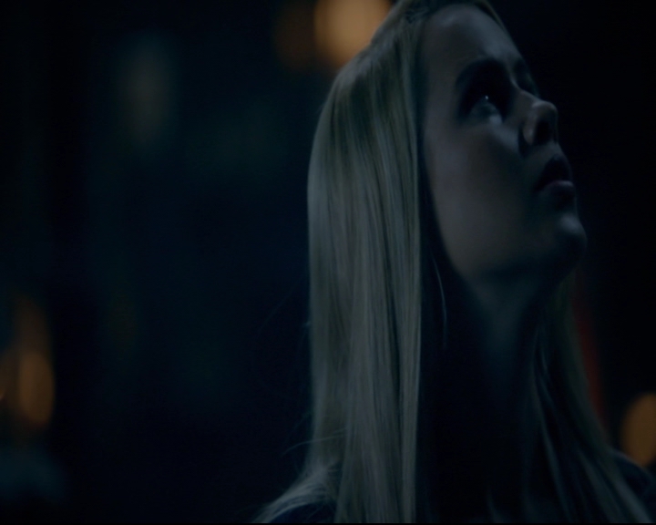 vampirediariesworld-dot-nl_TheOriginals5x08TheKindnessOfStrangers01452.jpg