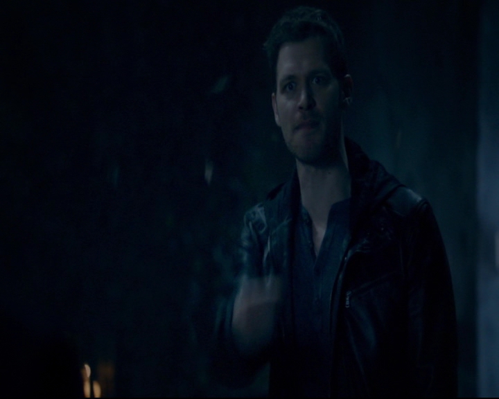 vampirediariesworld-dot-nl_TheOriginals5x08TheKindnessOfStrangers01482.jpg