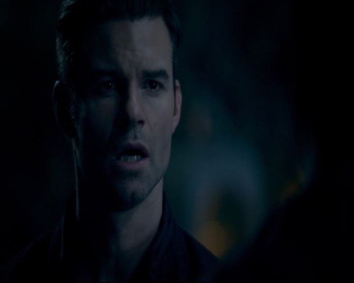 vampirediariesworld-dot-nl_TheOriginals5x08TheKindnessOfStrangers01505.jpg