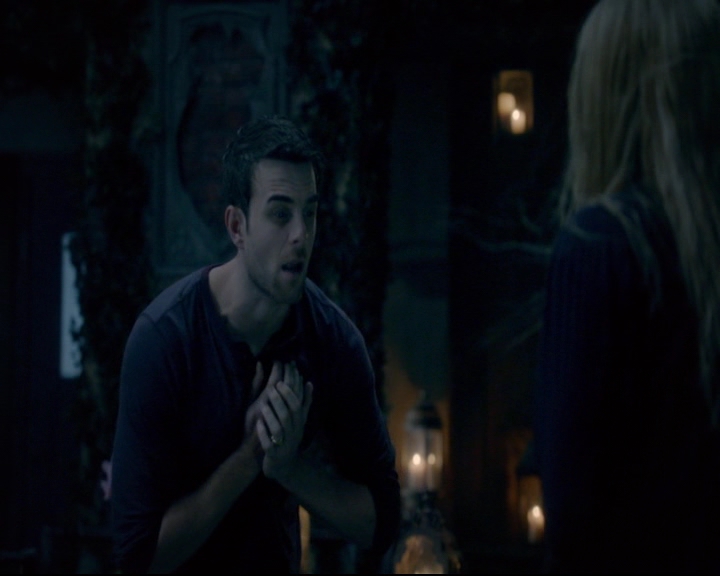 vampirediariesworld-dot-nl_TheOriginals5x08TheKindnessOfStrangers01514.jpg