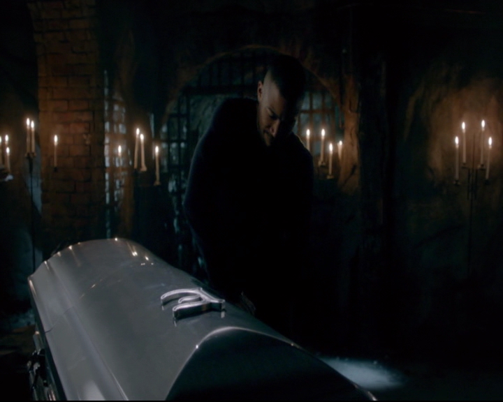 vampirediariesworld-dot-nl_TheOriginals5x08TheKindnessOfStrangers01549.jpg