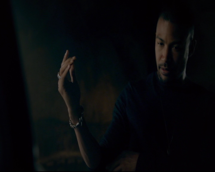 vampirediariesworld-dot-nl_TheOriginals5x08TheKindnessOfStrangers01559.jpg