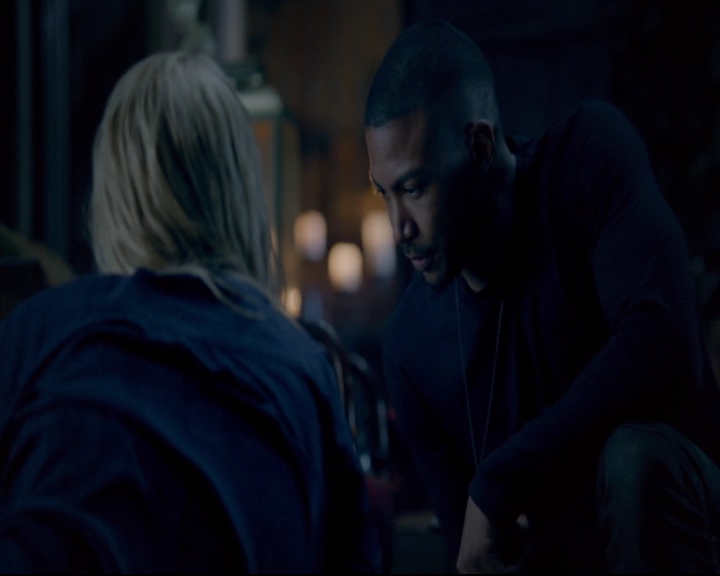 vampirediariesworld-dot-nl_TheOriginals5x08TheKindnessOfStrangers01607.jpg