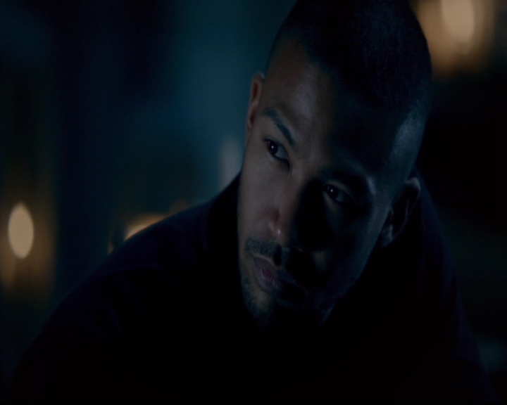 vampirediariesworld-dot-nl_TheOriginals5x08TheKindnessOfStrangers01616.jpg