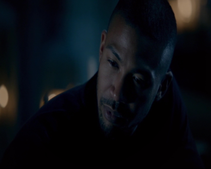 vampirediariesworld-dot-nl_TheOriginals5x08TheKindnessOfStrangers01617.jpg