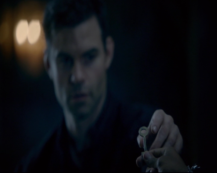 vampirediariesworld-dot-nl_TheOriginals5x08TheKindnessOfStrangers01629.jpg