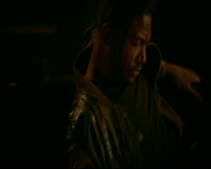 vampirediariesworld-dot-nl_TheOriginals5x08TheKindnessOfStrangers01709.jpg