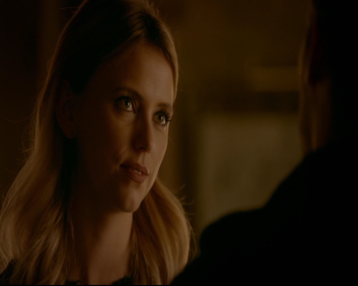 vampirediariesworld-dot-nl_TheOriginals5x08TheKindnessOfStrangers02200.jpg