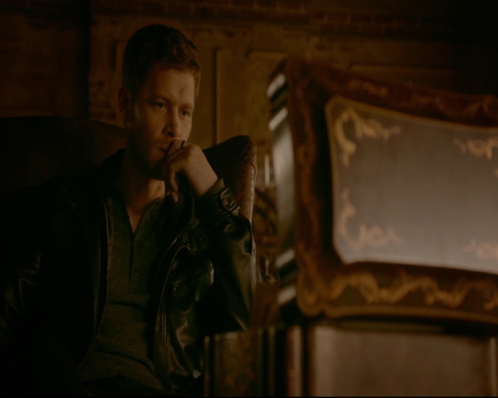 vampirediariesworld-dot-nl_TheOriginals5x08TheKindnessOfStrangers02245.jpg