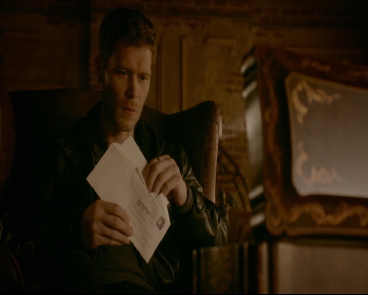 vampirediariesworld-dot-nl_TheOriginals5x08TheKindnessOfStrangers02292.jpg