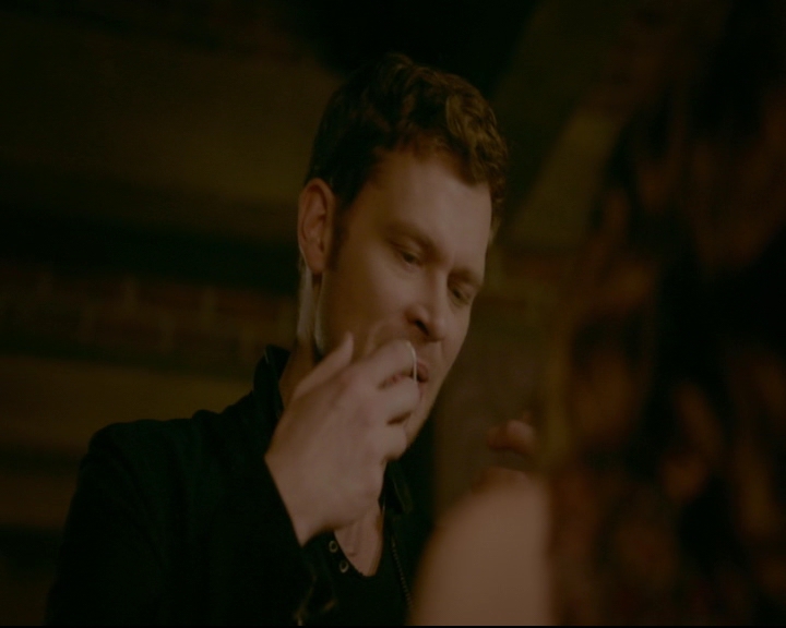 vampirediariesworld-dot-nl_TheOriginals5x09WeHaveNotLongToLove00963.jpg