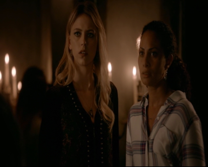 vampirediariesworld-dot-nl_TheOriginals5x09WeHaveNotLongToLove01387.jpg