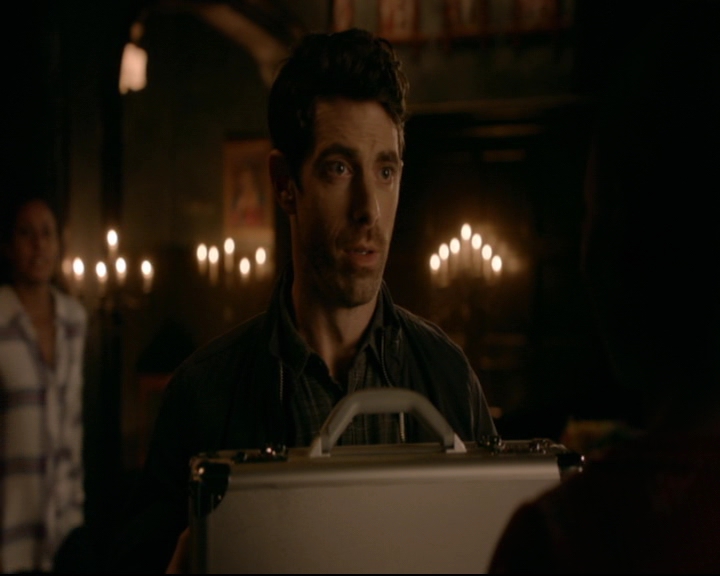 vampirediariesworld-dot-nl_TheOriginals5x09WeHaveNotLongToLove01388.jpg