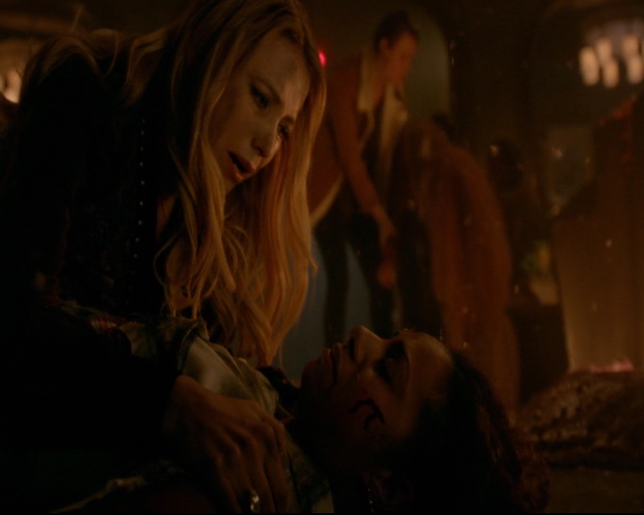 vampirediariesworld-dot-nl_TheOriginals5x09WeHaveNotLongToLove01419.jpg