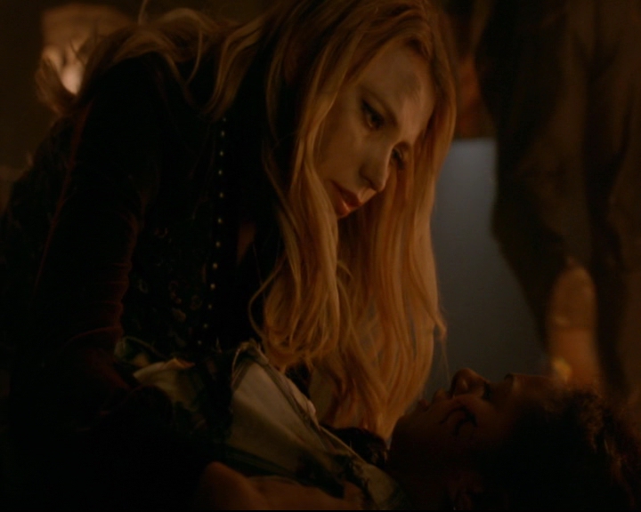 vampirediariesworld-dot-nl_TheOriginals5x09WeHaveNotLongToLove01438.jpg