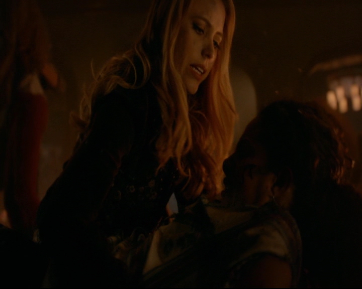 vampirediariesworld-dot-nl_TheOriginals5x09WeHaveNotLongToLove01443.jpg