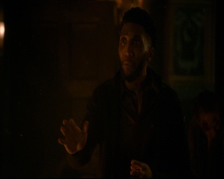 vampirediariesworld-dot-nl_TheOriginals5x09WeHaveNotLongToLove01474.jpg