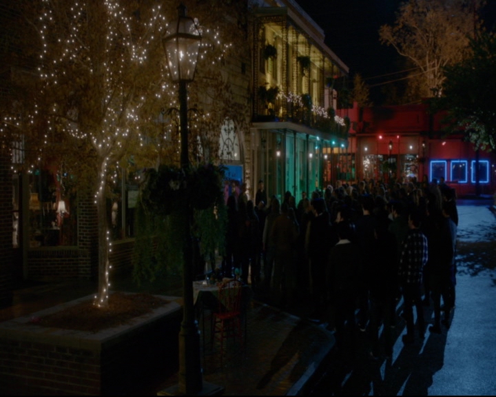 vampirediariesworld-dot-nl_TheOriginals5x09WeHaveNotLongToLove01669.jpg