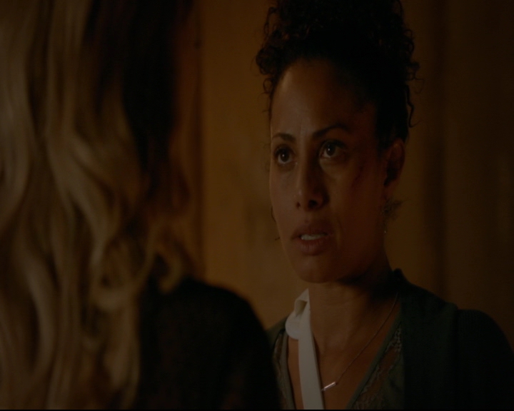 vampirediariesworld-dot-nl_TheOriginals5x09WeHaveNotLongToLove01788.jpg