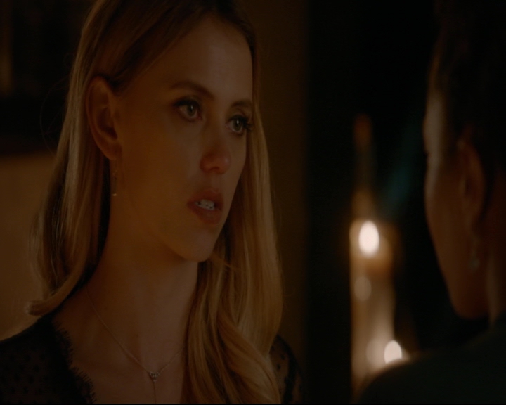 vampirediariesworld-dot-nl_TheOriginals5x09WeHaveNotLongToLove01819.jpg