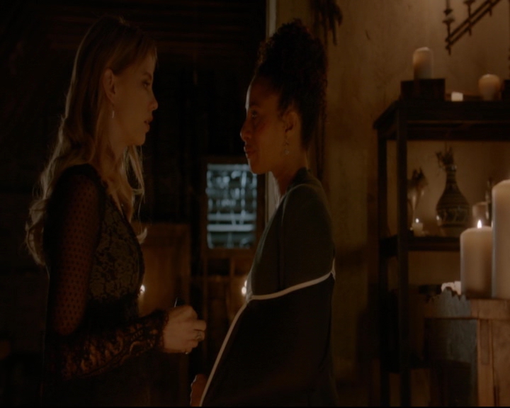 vampirediariesworld-dot-nl_TheOriginals5x09WeHaveNotLongToLove01836.jpg