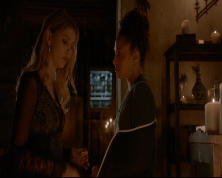 vampirediariesworld-dot-nl_TheOriginals5x09WeHaveNotLongToLove01838.jpg