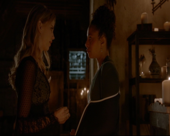 vampirediariesworld-dot-nl_TheOriginals5x09WeHaveNotLongToLove01841.jpg