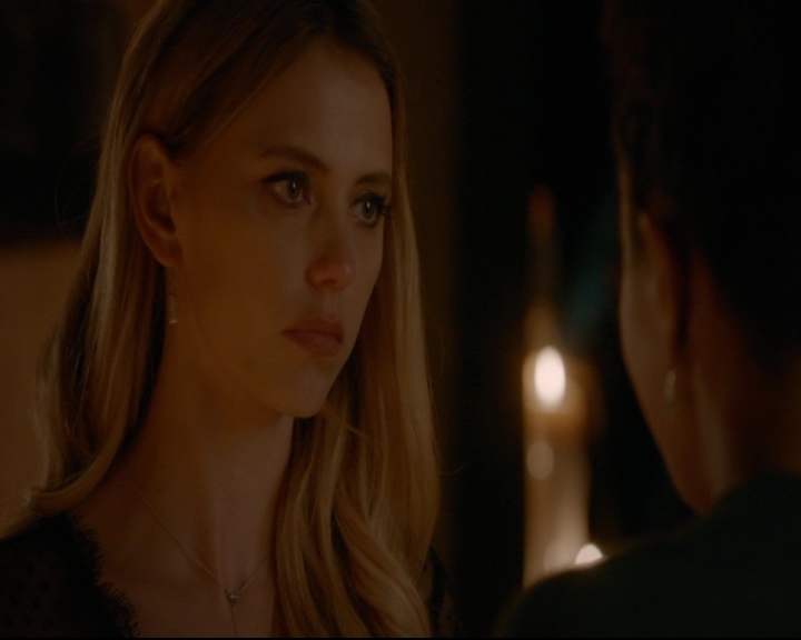 vampirediariesworld-dot-nl_TheOriginals5x09WeHaveNotLongToLove01842.jpg