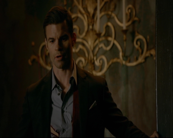 vampirediariesworld-dot-nl_TheOriginals5x09WeHaveNotLongToLove01909.jpg