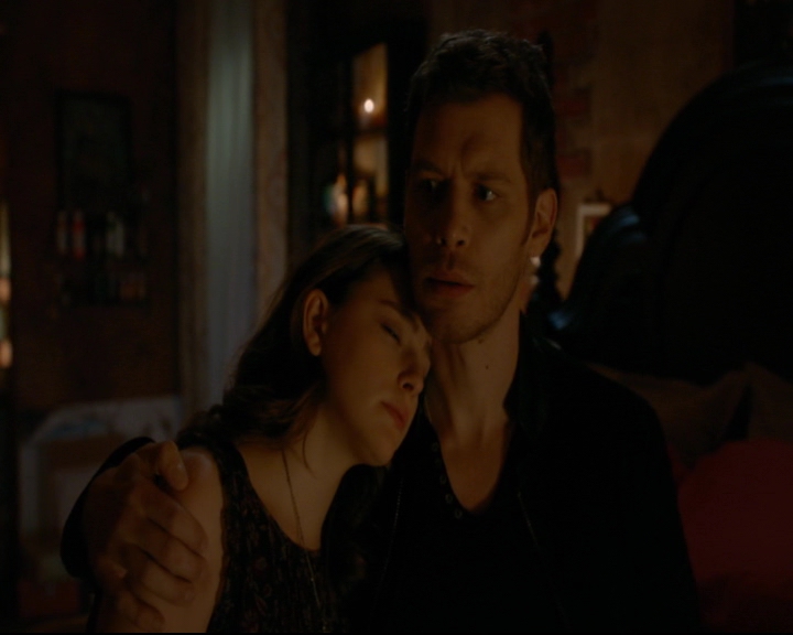 vampirediariesworld-dot-nl_TheOriginals5x09WeHaveNotLongToLove02116.jpg