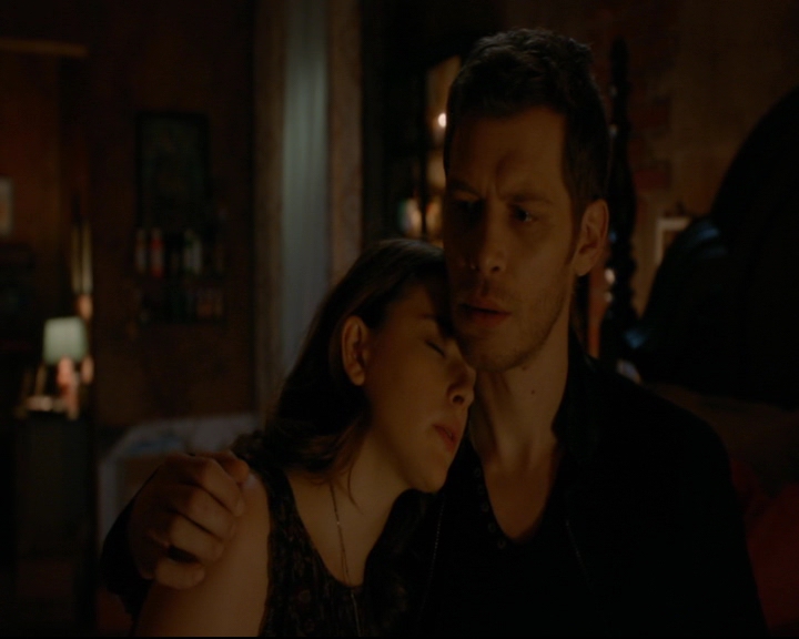 vampirediariesworld-dot-nl_TheOriginals5x09WeHaveNotLongToLove02119.jpg