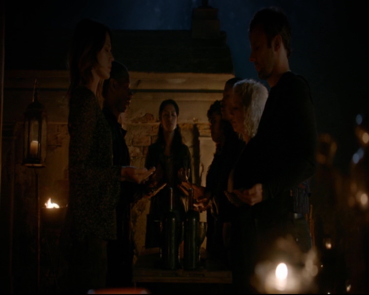 vampirediariesworld-dot-nl_TheOriginals5x09WeHaveNotLongToLove02142.jpg