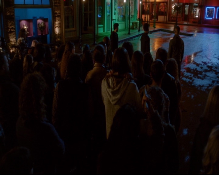 vampirediariesworld-dot-nl_TheOriginals5x09WeHaveNotLongToLove02207.jpg