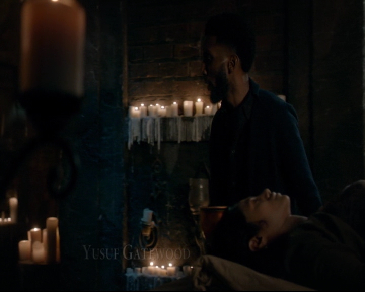 vampirediariesworld-dot-nl_TheOriginals5x10ThereInTheDisappearingLight00136.jpg
