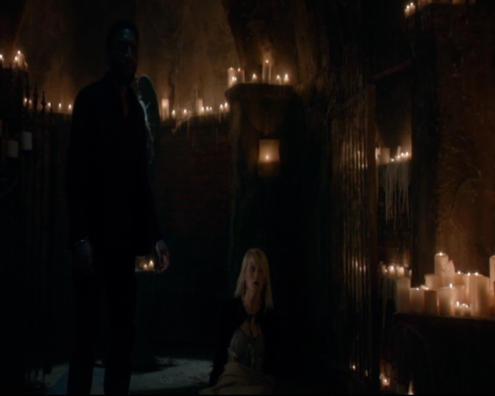 vampirediariesworld-dot-nl_TheOriginals5x10ThereInTheDisappearingLight00157.jpg