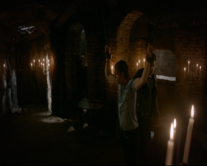 vampirediariesworld-dot-nl_TheOriginals5x10ThereInTheDisappearingLight00325.jpg