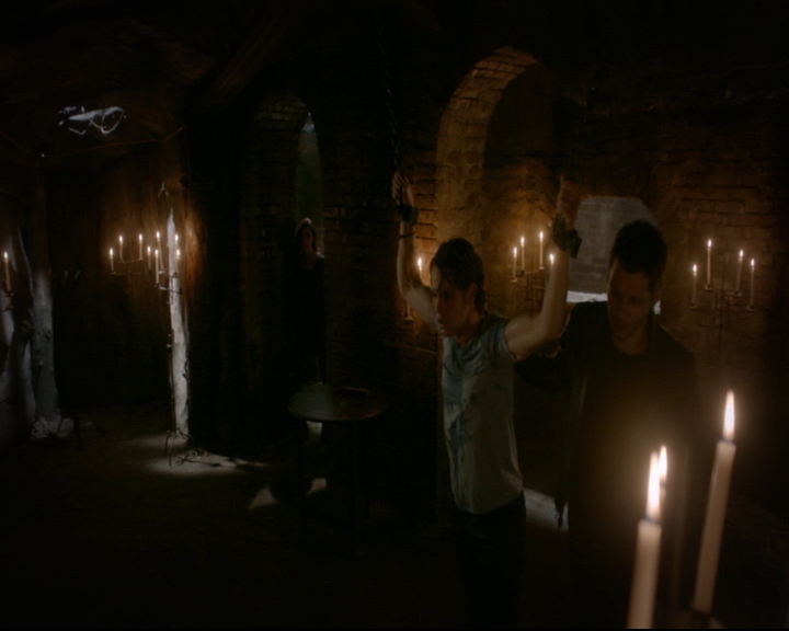 vampirediariesworld-dot-nl_TheOriginals5x10ThereInTheDisappearingLight00327.jpg