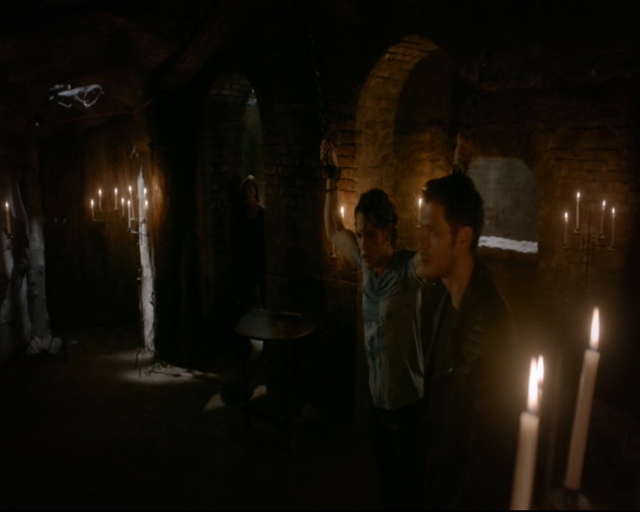 vampirediariesworld-dot-nl_TheOriginals5x10ThereInTheDisappearingLight00328.jpg