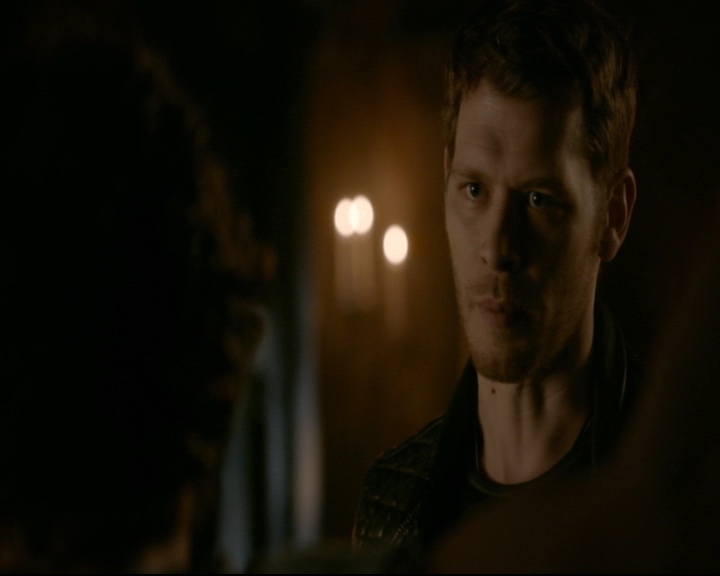 vampirediariesworld-dot-nl_TheOriginals5x10ThereInTheDisappearingLight00339.jpg